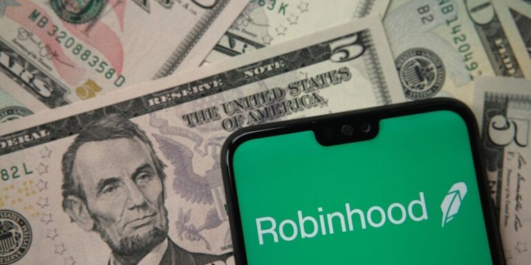 robinhood logo smart phone cash gID 7