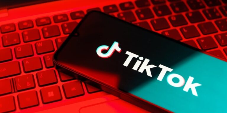 tiktok logo smartphone gID 7