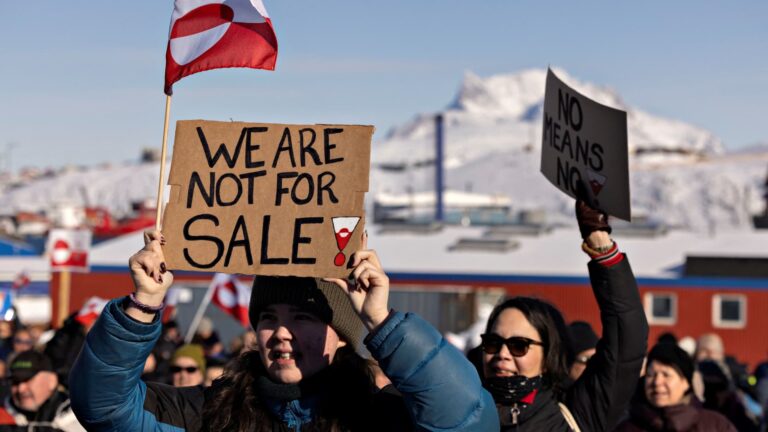 108122095 17430808282025 03 15t173620z 1738905982 rc2qdda6qmye rtrmadp 0 greenland protest