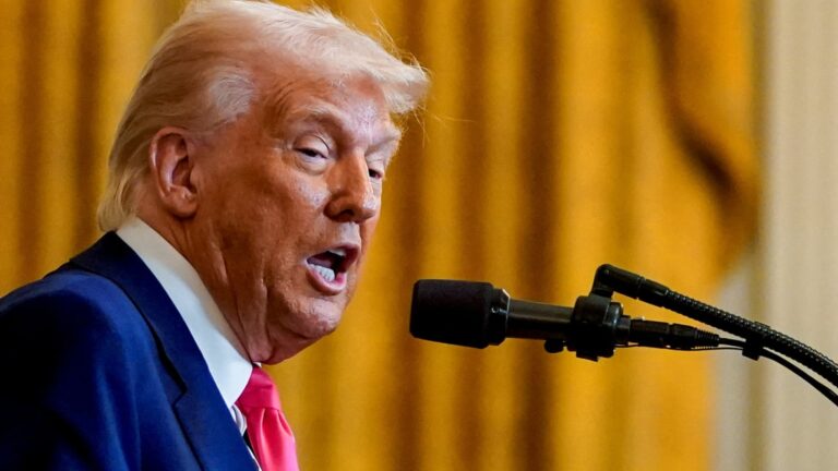 108128682 17441449612025 04 08t204125z 1005197937 rc2wtda2i2uw rtrmadp 0 usa trump