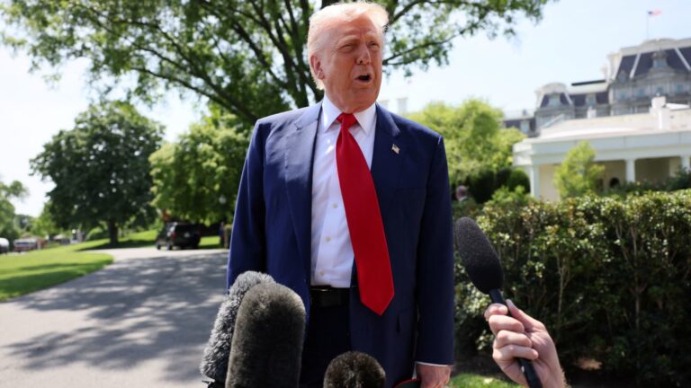 108138210 17459513532025 04 29t182750z 1791691576 rc2p7eavr5sk rtrmadp 0 usa trump