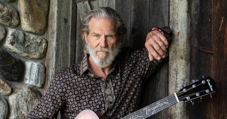 urlhttps3A2F2Fcalifornia times brightspot.s3.amazonaws.com2F9d2F352F1090450a445ba7ef94bfe4142f692Fjeff bridges breedlove 2 8602 ig res